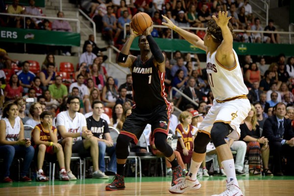 湖人连续签 湖人连续签