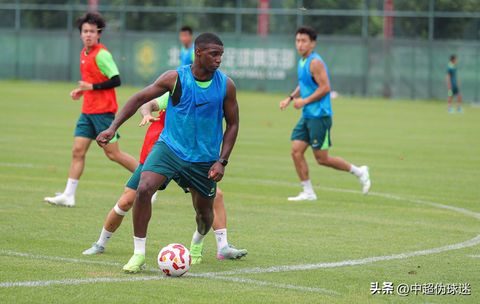 乐部在接下 乐部在接下